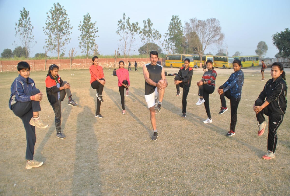 Meerut, retired army man is preparing to bring medal for their country, see photos