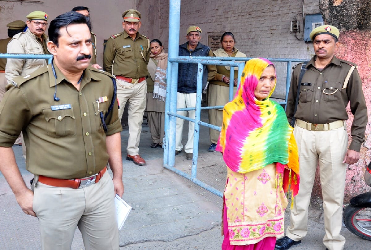 Saharanpur crime, firing on class 9 student and hospitalized in Delhi hospital