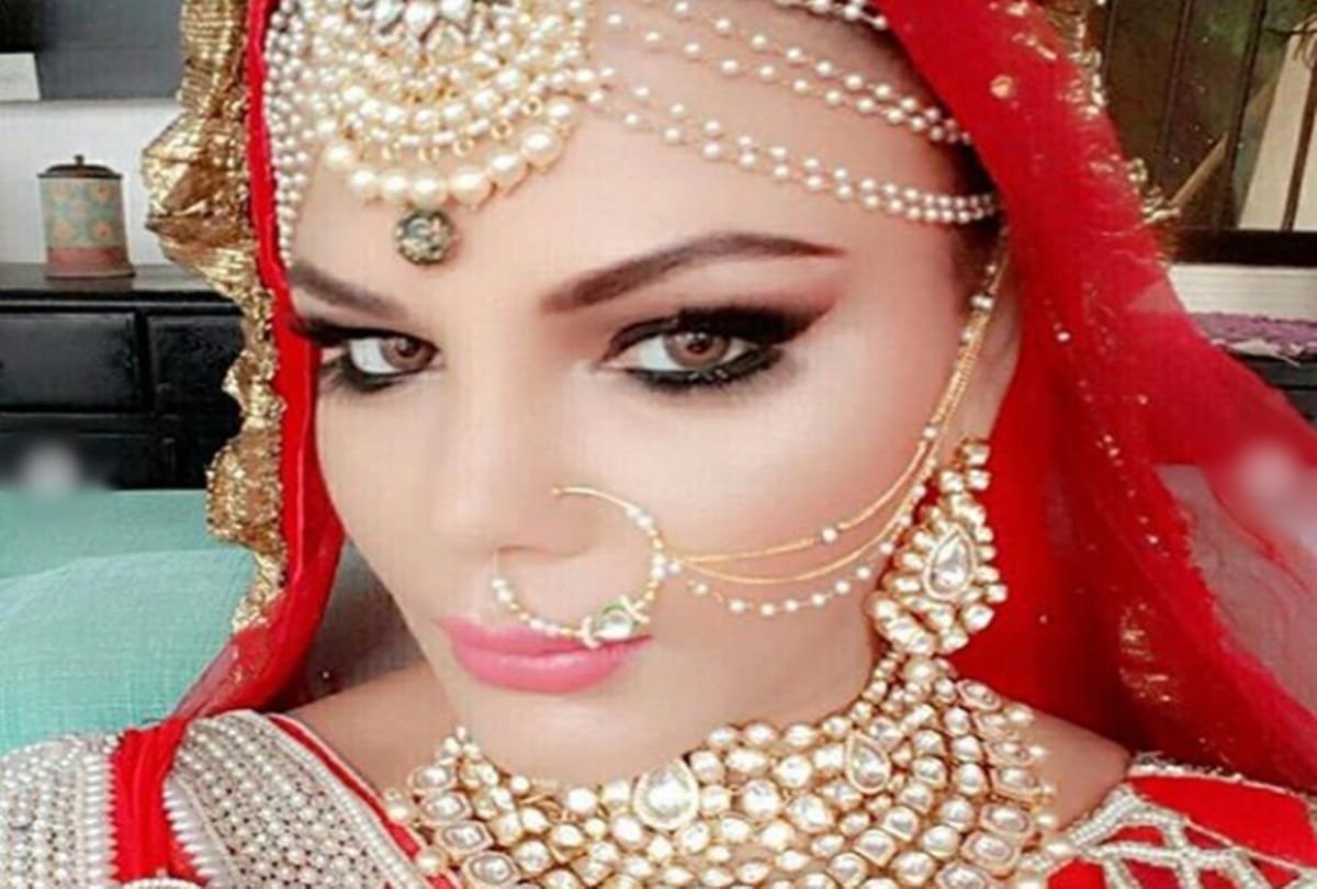 bigg boss 13 rakhi sawant complaint against contestant shefali zariwala