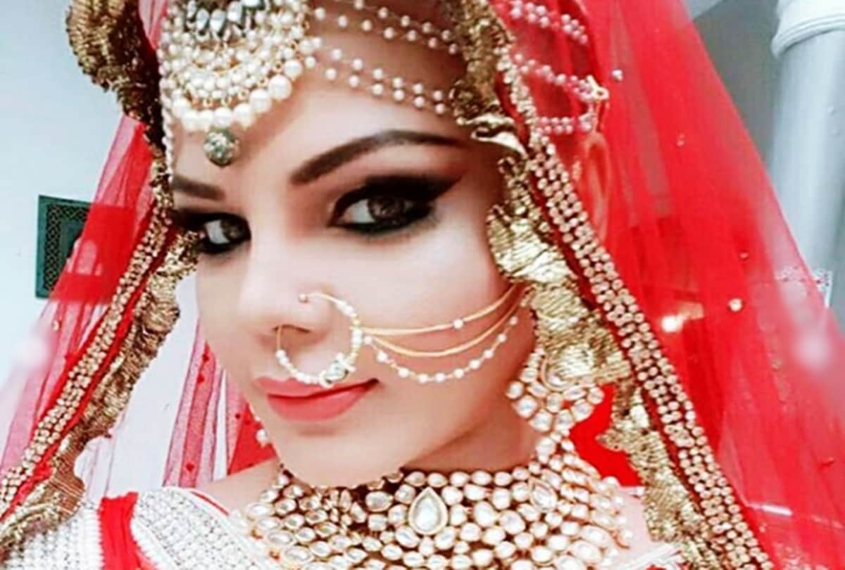 Rakhi Sawant 7 Ridiculous and Absurd Statements