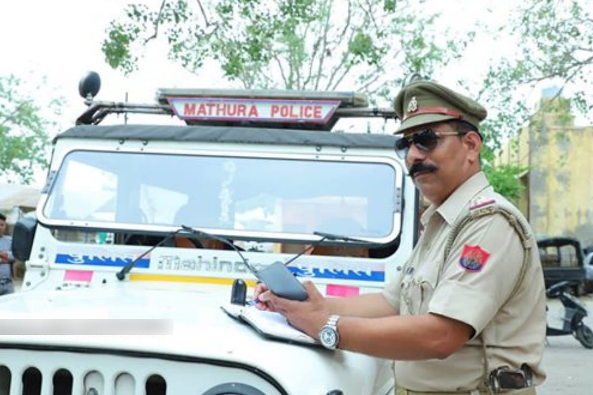bulandshahr violence Inspector Subodh Kumar telling accused Do not kill me