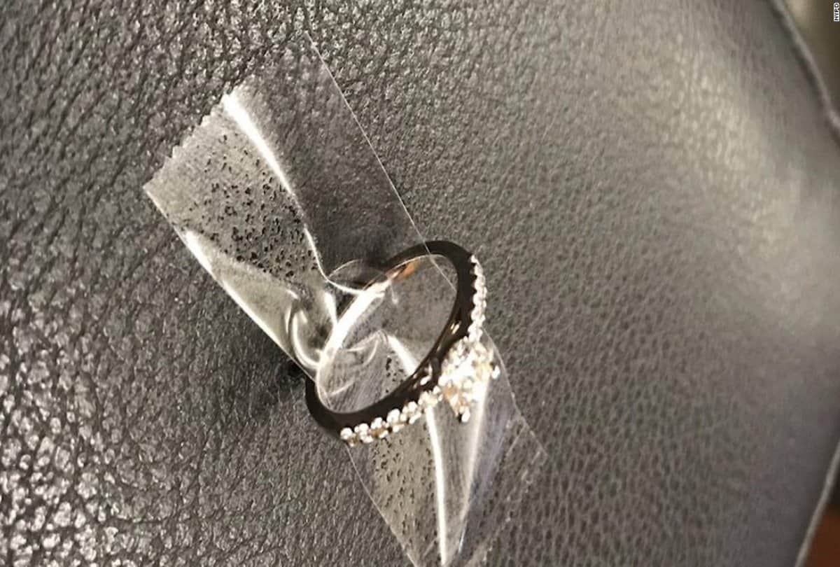 viral story new york police find engagement ring in times square
