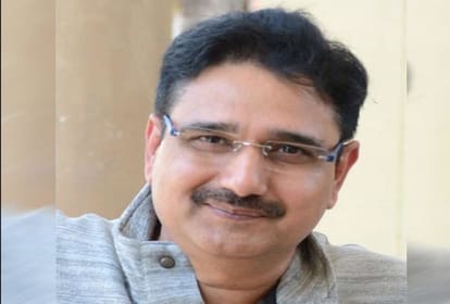 Uttarakhand Ayurved University Registrar Dr. Mrityunjay Mishra lost  chair of Directorate of OSD in two days