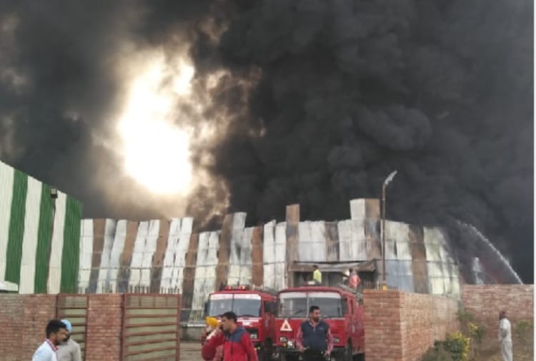 Three laborers died due to fire at foam factory in barnala of punjab