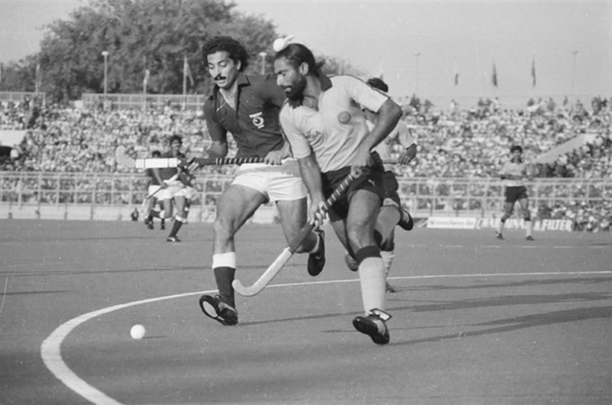 hasan sardar reminds of 1982 world cup when pakistan did not clash with india