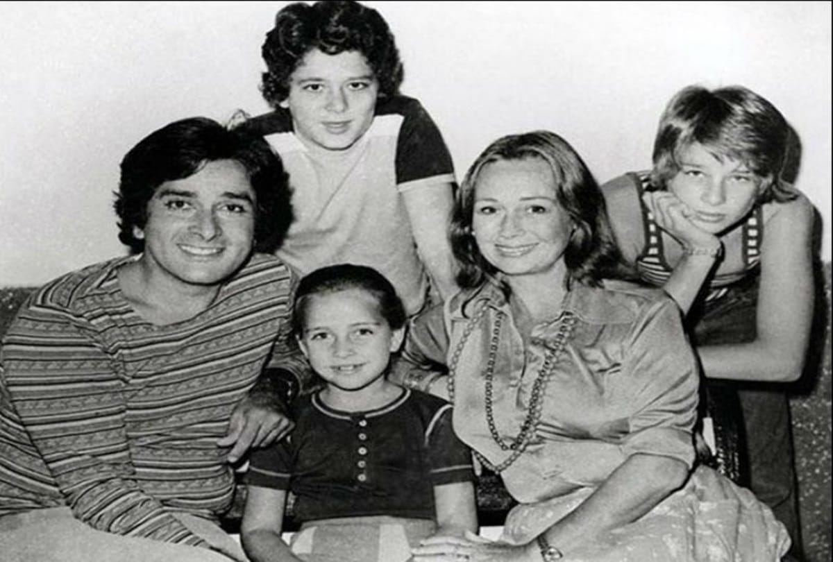 Shashi kapoor Birth Anniversary: Shashi kapoor and Jennifer Kendal Falls In love