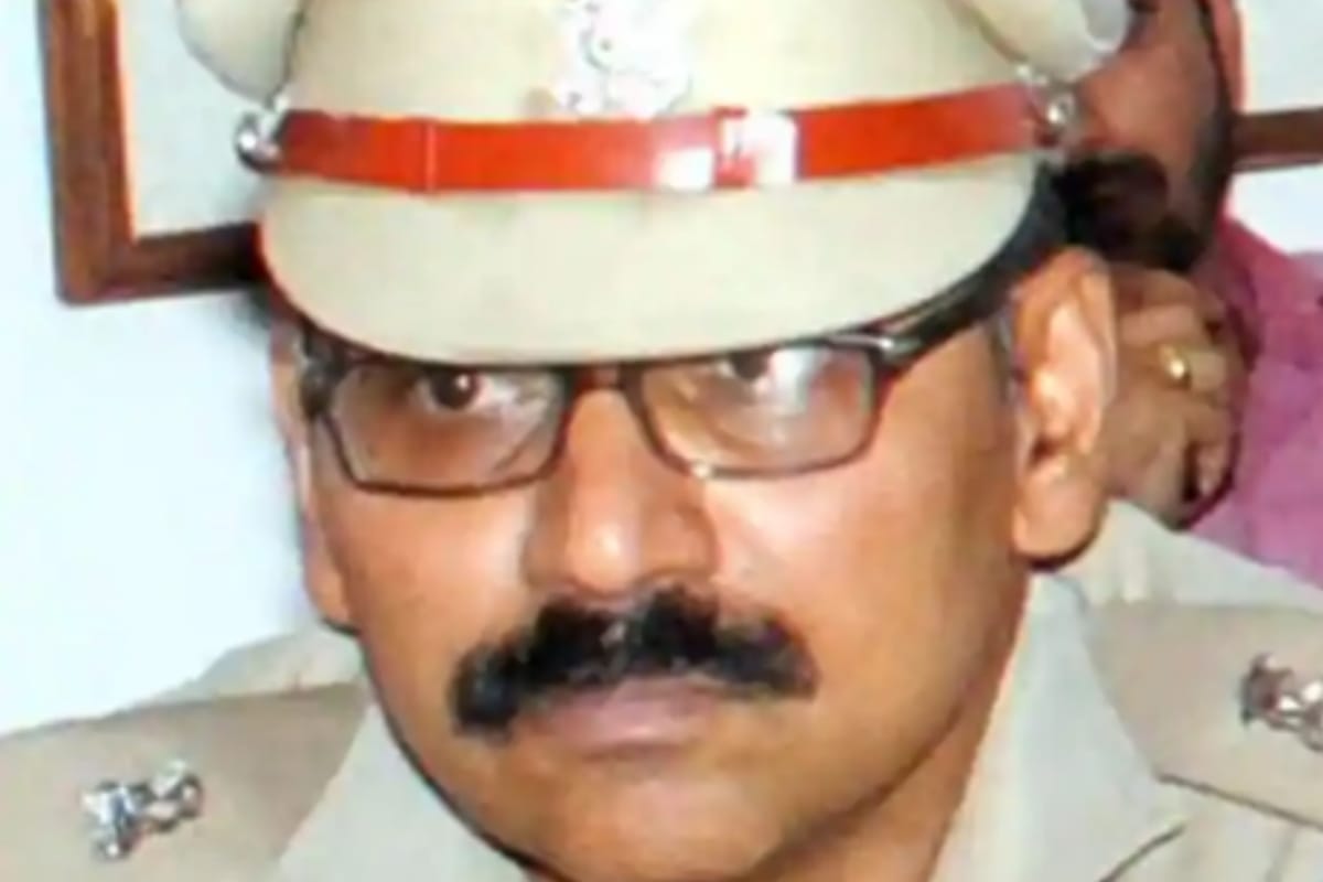 Meerut, before Inspector Subodh kumar In these cases up police officers has lost their lives