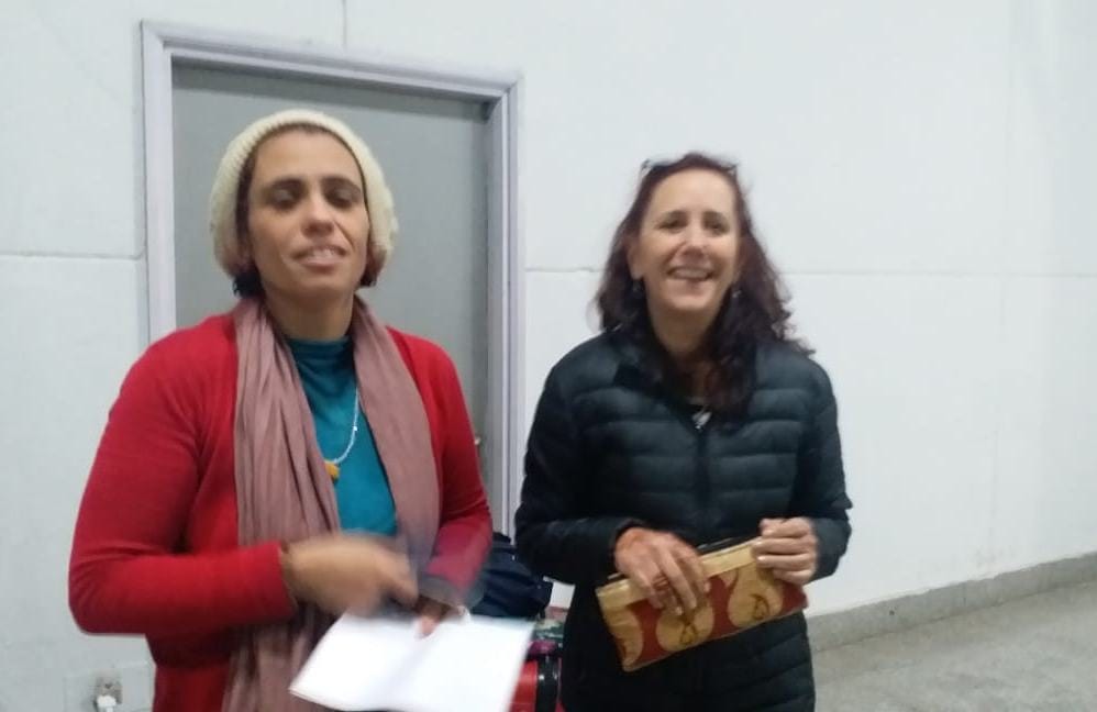 Varanasi airport authority help foreign tourist