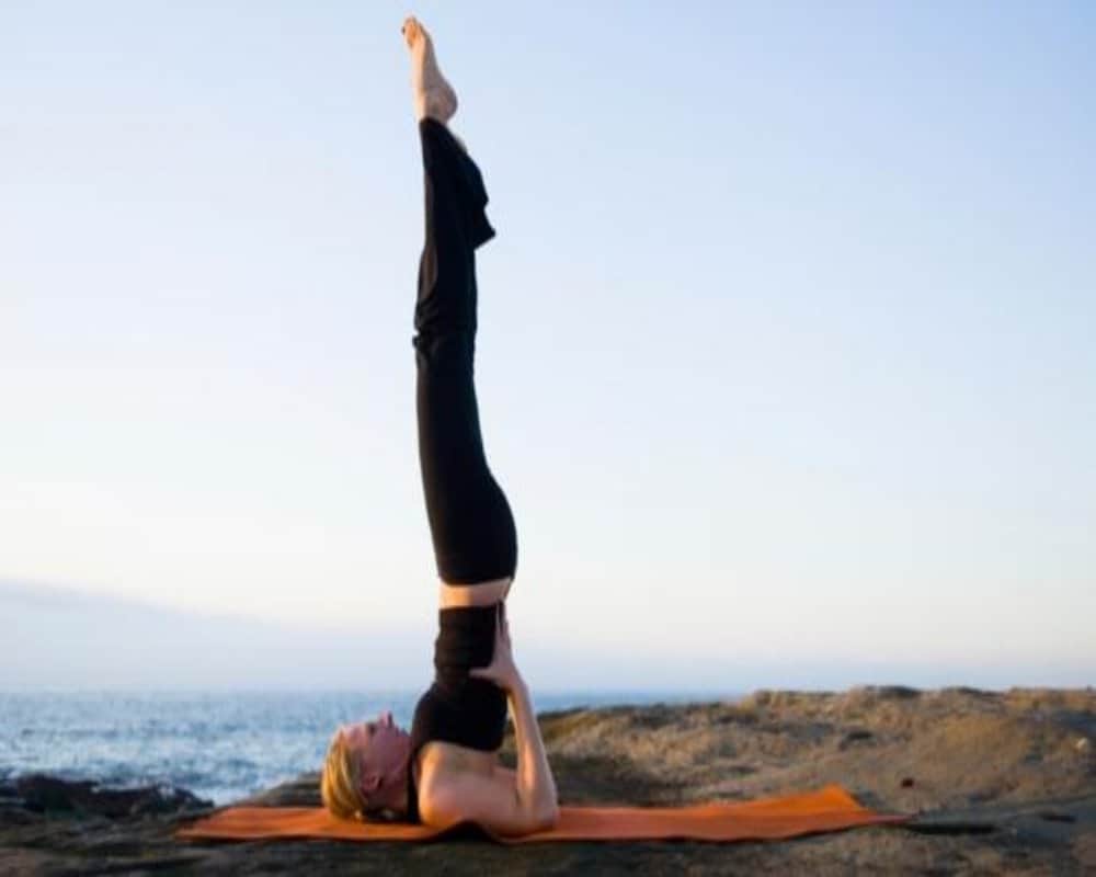 Yoga Poses For married Couples To Boost Their Relationship