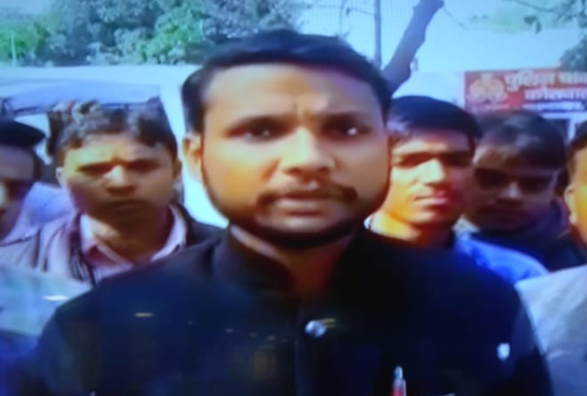 bulandshahr violence: questions raised on yogesh raj fir 2 kids named in for alleged cow slaughter