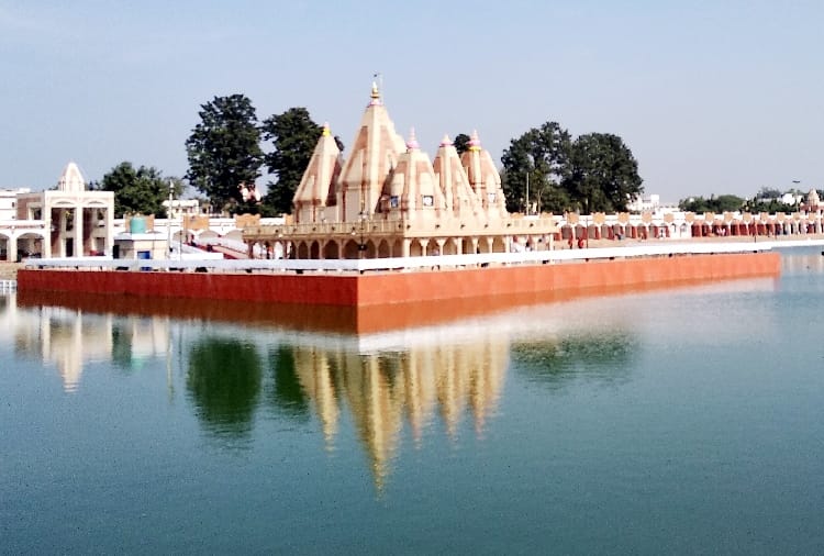 Special snan of Kumbh at Kurukshetra on December 7
