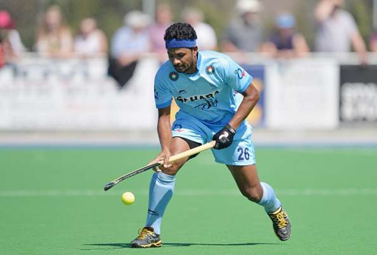 our team is capable to reach in semi finals of Indian world cup says Birendra Lakra