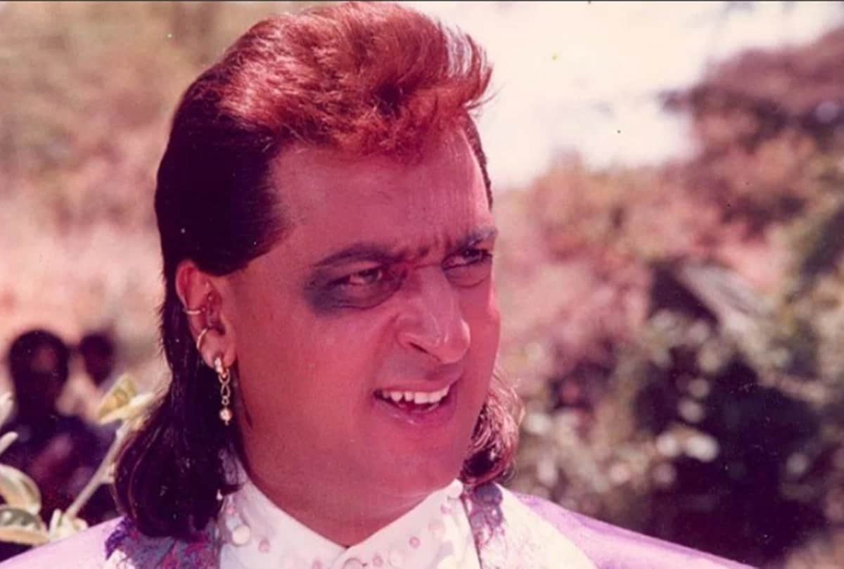 Gulshan Grover used to sell utensils and detergent powders in his poverty days