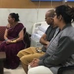 जगदीश ठक्कर के परिवार के साथ प्रधानमंत्री मोदी