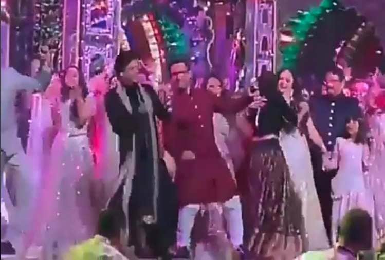 aamir khan attend isha ambani wedding after flop thugs of hindostan