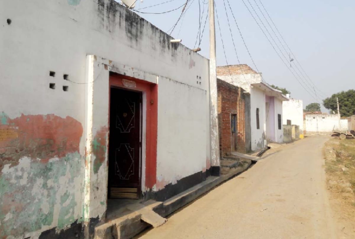 bulandshahr violence jeetu fauji parents show faith in army to save their son, read police barbarity