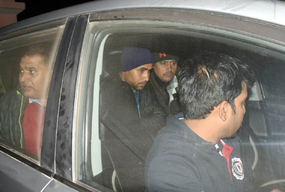 Bulandshahr violence, army man jeetu awarded with medal, stf officers shocked with gallantry story