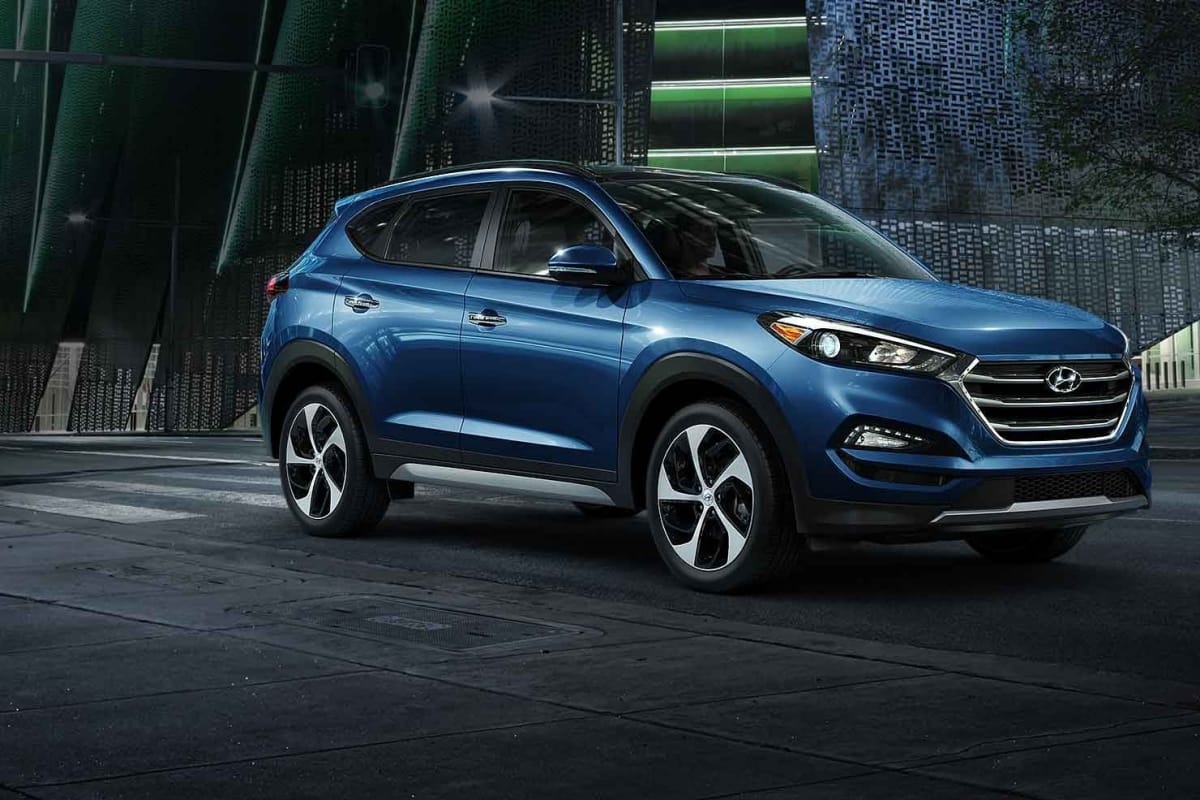 Car comapnies are offering year-end discounts on many cars, know in details