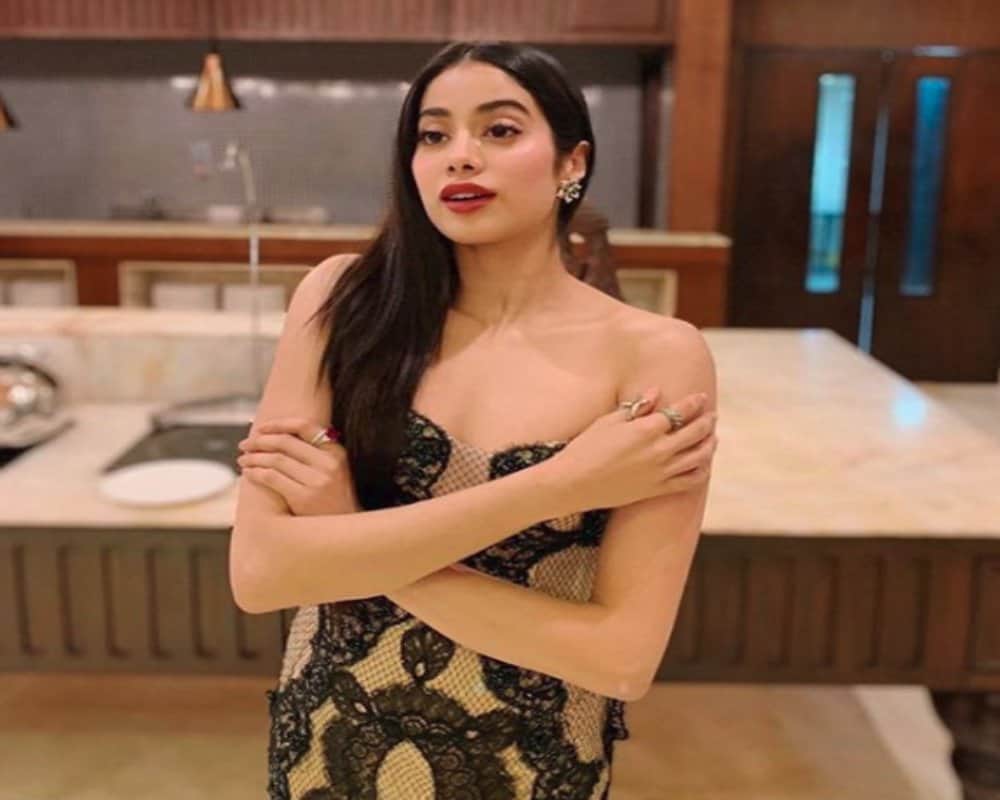 See pics: Janhvi kapoor looks gorgeous at isha ambani and anand piramals pre-wedding functions