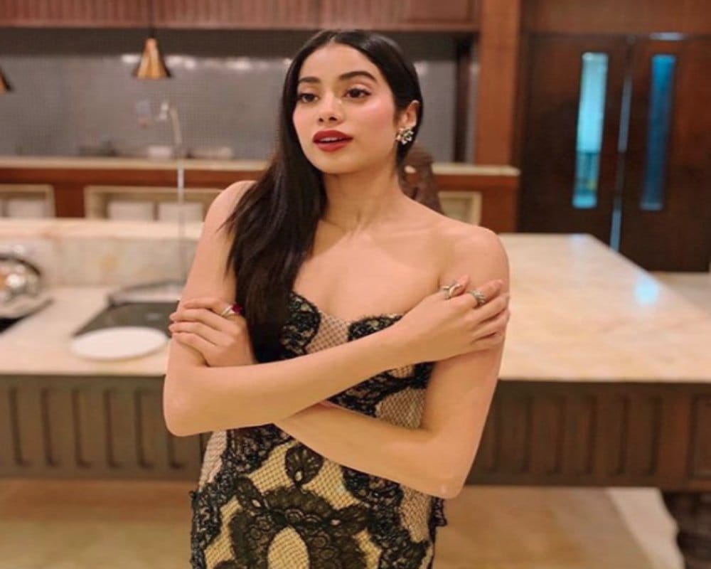 See pics: Janhvi kapoor looks gorgeous at isha ambani and anand piramals pre-wedding functions