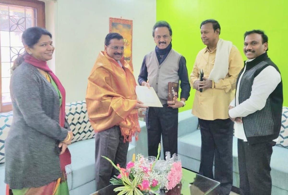 kejriwal meets mk stalin mamta banerjee meets c babu naidu opposition party meet today all update