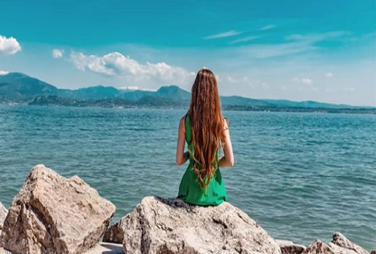 know the best tourist country where you enter without visa