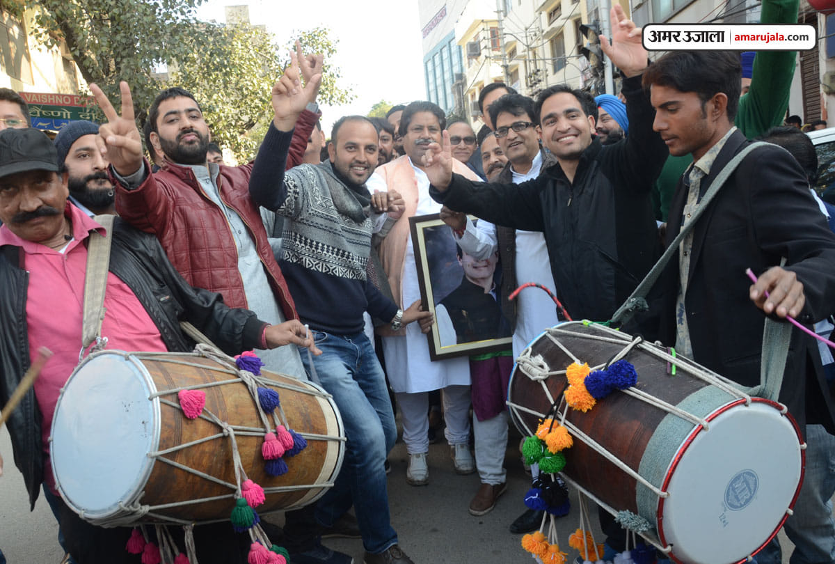 Assembly polls: Watch the celebrations by Jammu Congress Workers