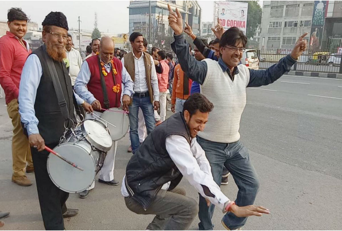 assembly election results congress workers celebration in agra