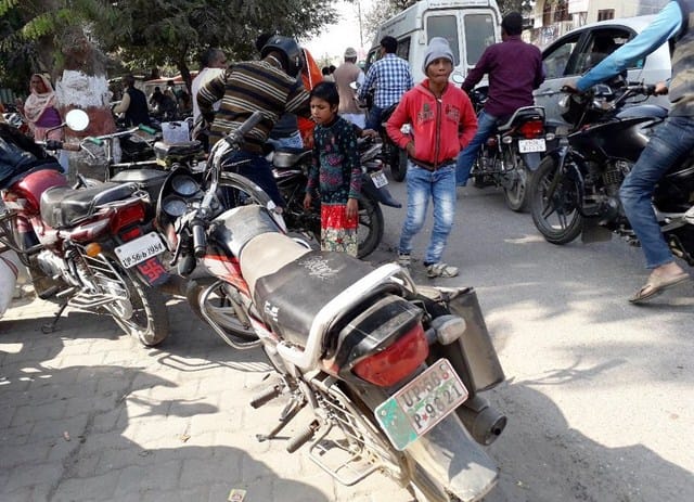 footpath rush on ridiculous vehicles, jammed on roads