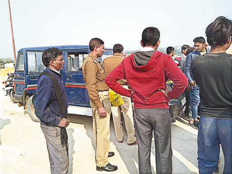 Woman jumps in Yamuna by quarrel with son-daughter-in-law