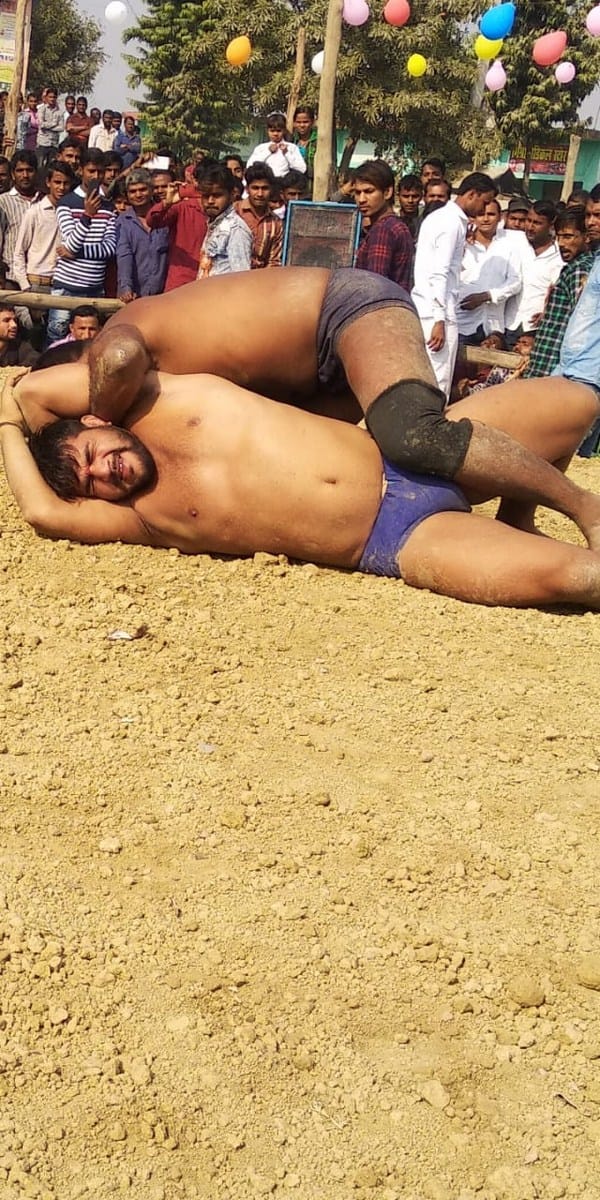 बाबा रविशंकर के मच्छी गोता  दांव से ज्वाला चार मिनट में चित