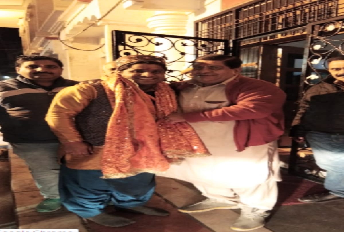Nithin leaves for Bombay with blessings from goddess Chintappani himachal