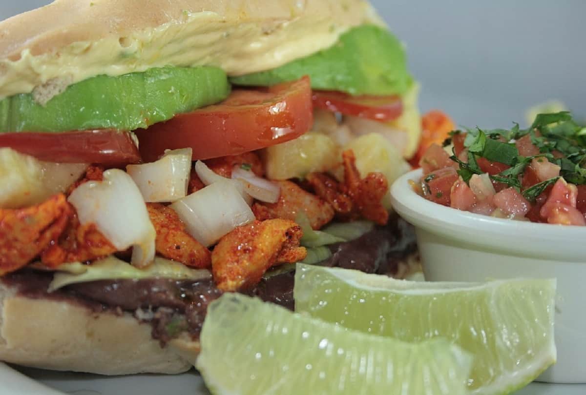 Hilarious Zomato Delivery Boy Eating Food Video Viral Weird Delivery Services News