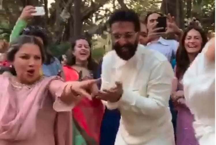 javed akhtar and shabana azmi dancing video with javed jaffrey urmila matondkar clarification