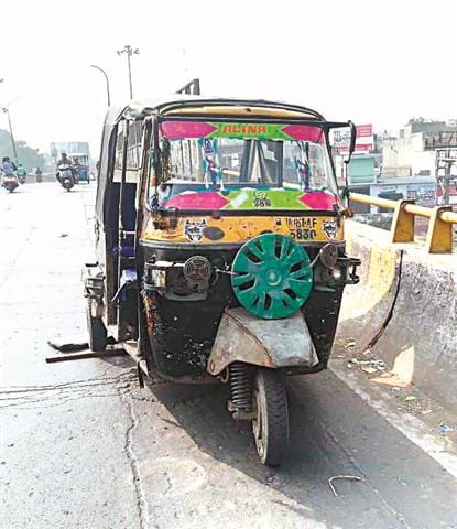 Tempo can sometimes become a vehicle of death in the metropolis