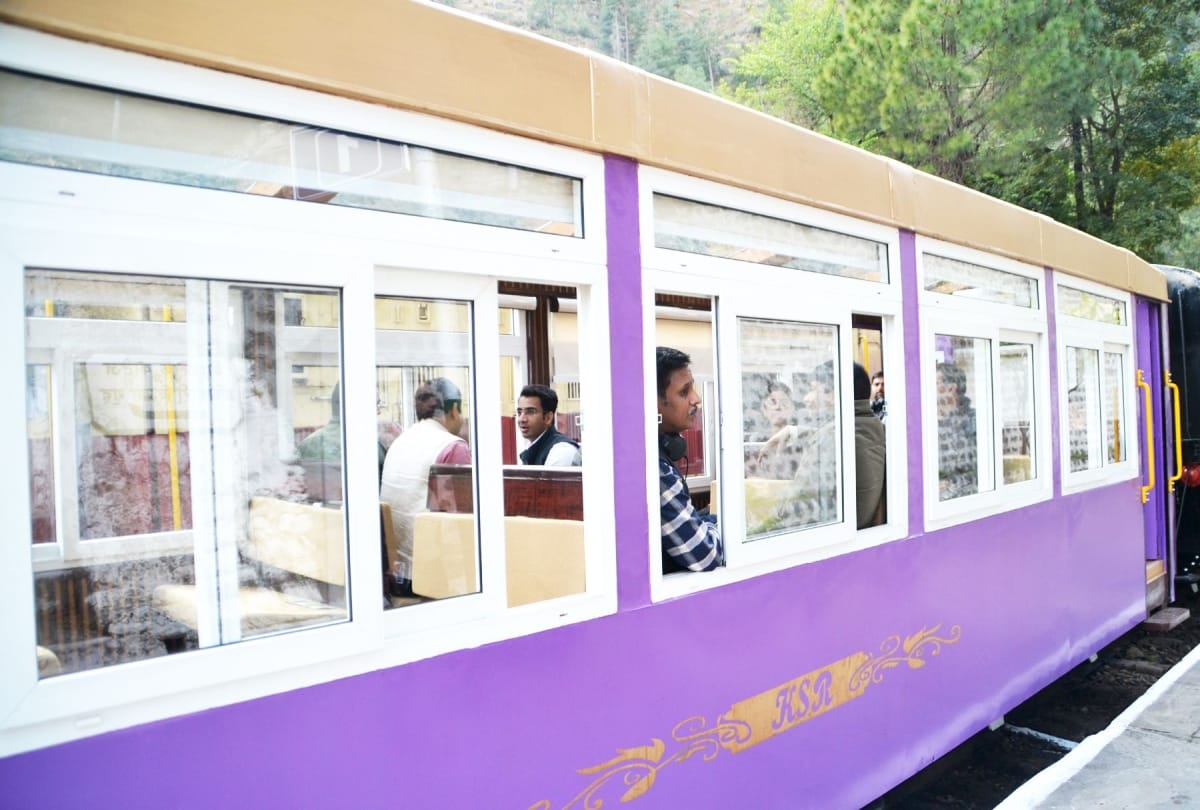 For the first time Vestadom ct15 reached shimla with 19 passenger