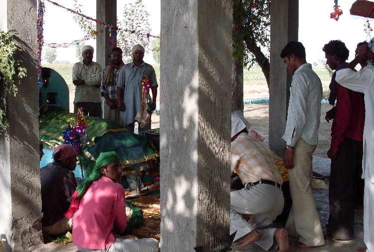 Peer Baba jalle Shah and Peer Baba Burji Dargah on zero line indo-pak border