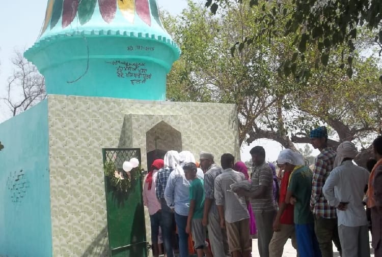 Peer Baba jalle Shah and Peer Baba Burji Dargah on zero line indo-pak border