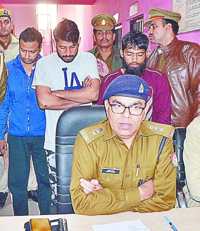 Police arrest three chain robbers