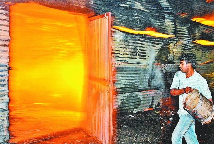 Fierce fire in the furniture market of Chandigarh