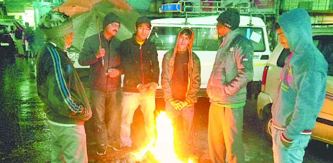 ऊना के दिन गर्म और रातें ठंडी