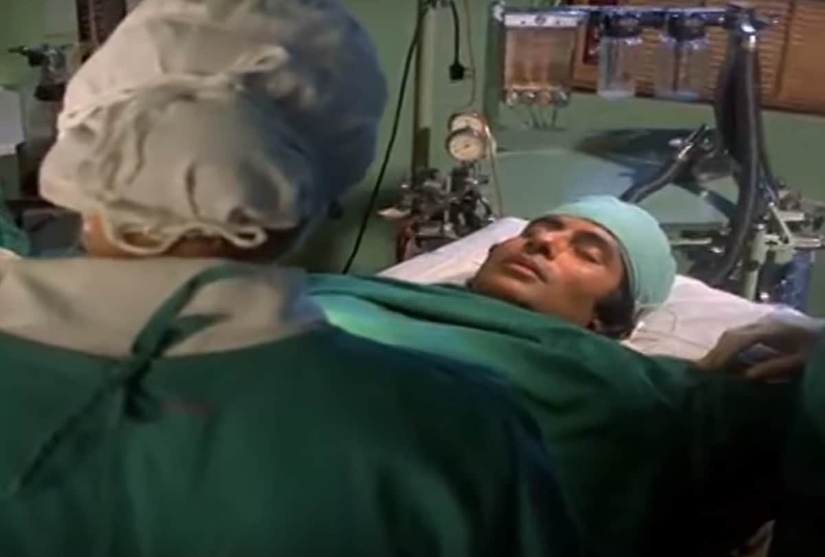 Amitabh Bachchan film Coolie has complete 37 years know about his horrible incident during film shooting Puneet Issar