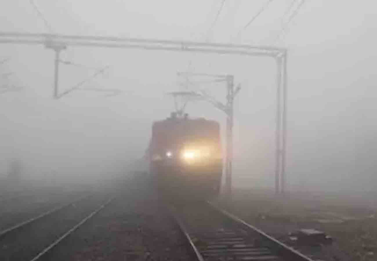trains canceled due to Fog and winter