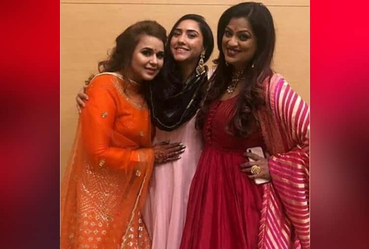Chandigarh, Comedian Kapil Sharma Weds Ginni Chatrath Photos Viral on Social Media