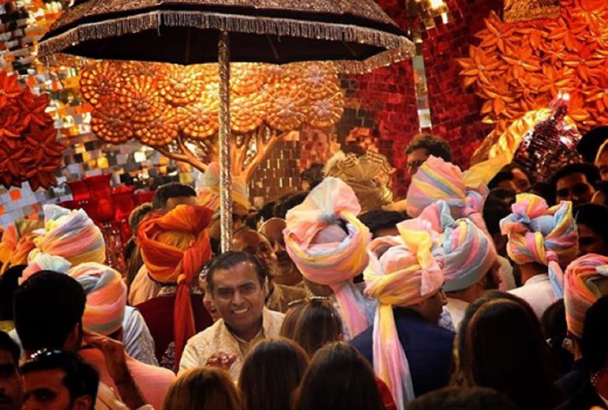 why Isha Ambani and Anand Piramal choose wedding date 12 December?