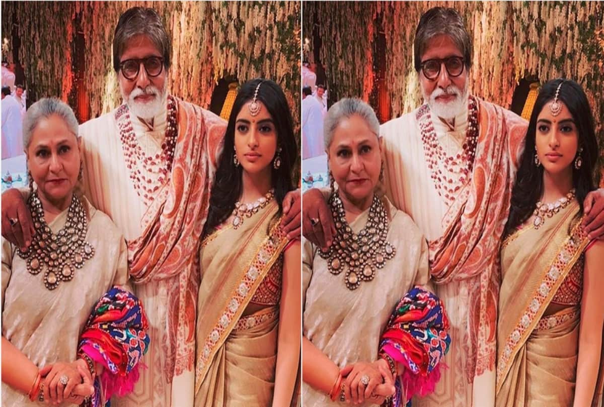 isha ambani wedding pics here with mother neeta ambani