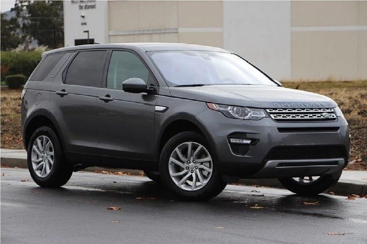 New model of land rover discovery sport launched in india, know about specification