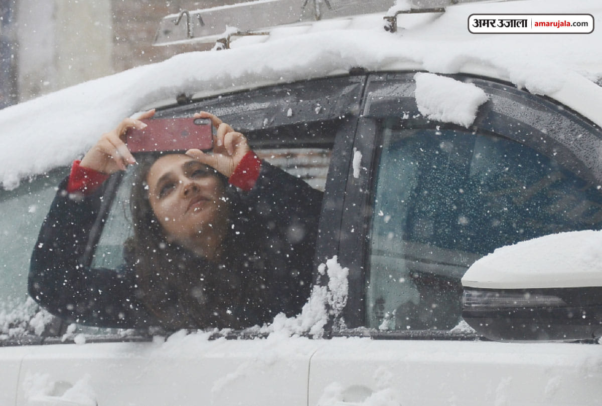 coldest night in jammu temperature fall down, kashmir has the freezing air