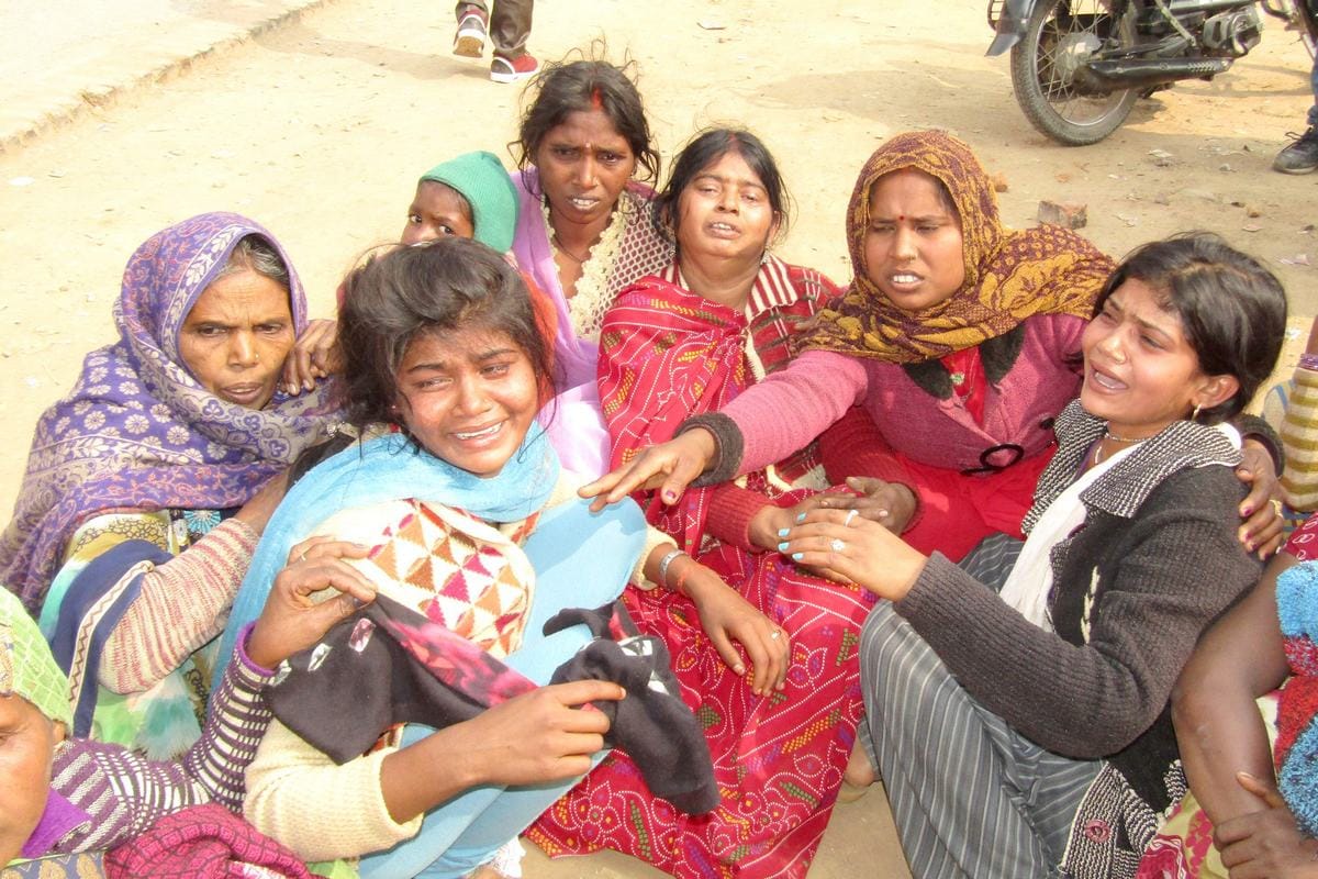 mother with three child commit suicide after family dispute
