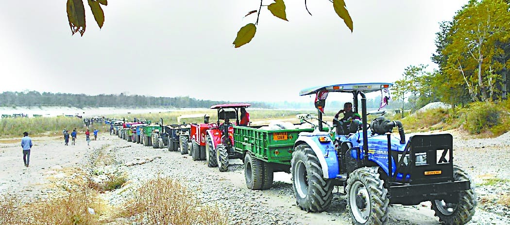 Sharada starts mining clearance in police security